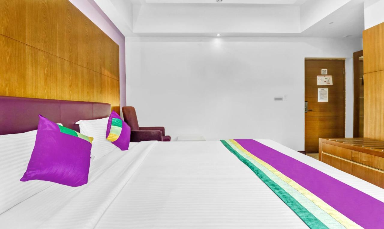 Medora Hotel Kozhikode Extérieur photo