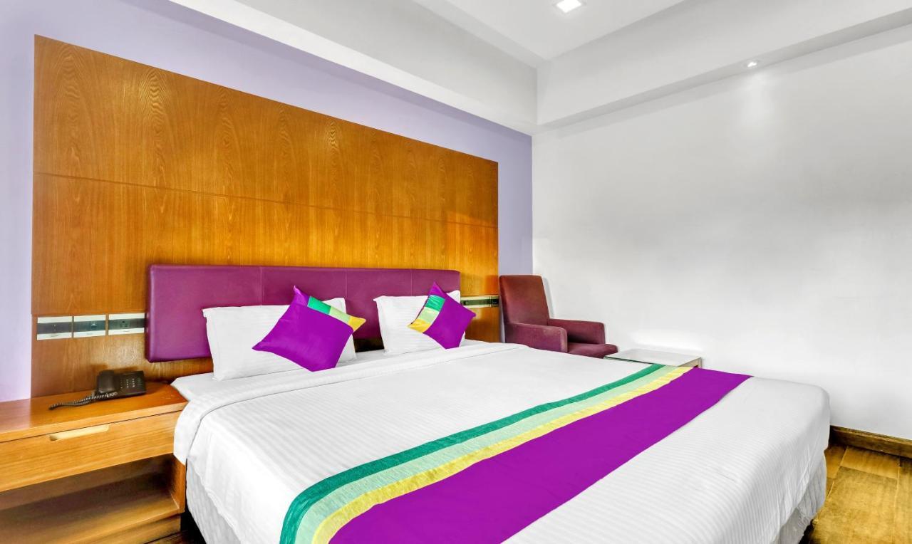 Medora Hotel Kozhikode Extérieur photo